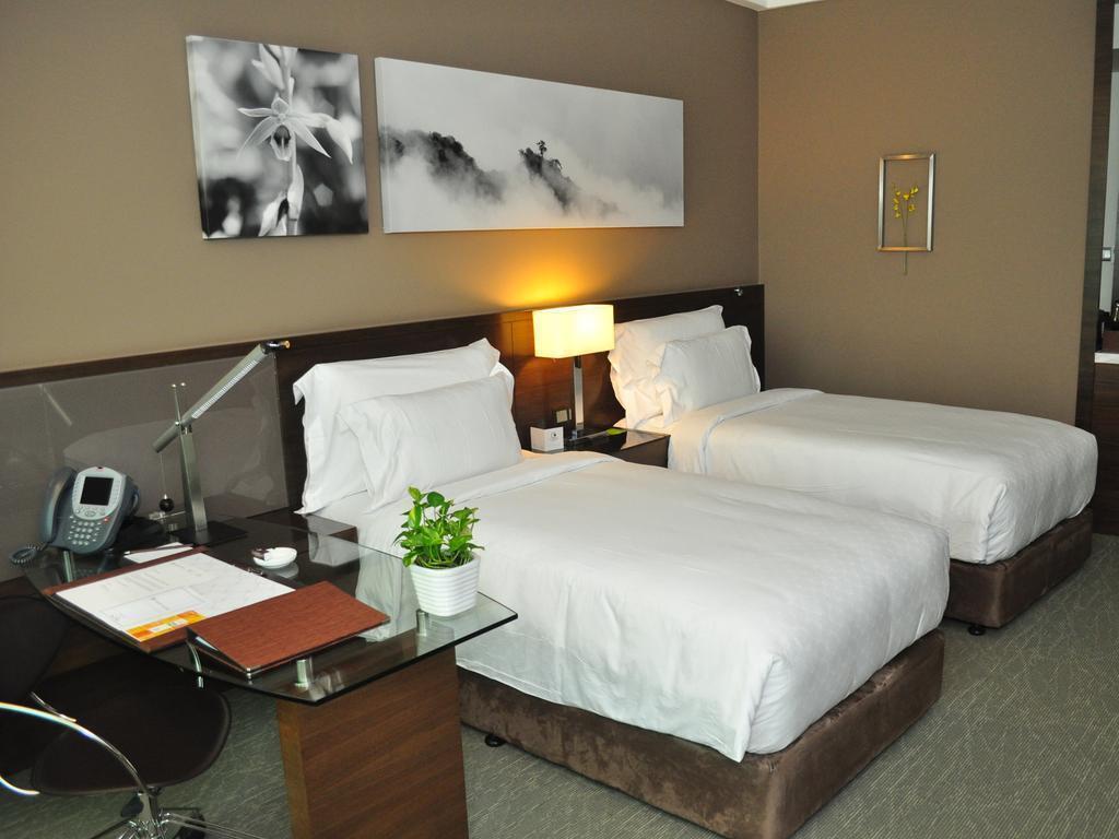 Gtower Hotel Kuala Lumpur Eksteriør bilde A room at the hotel