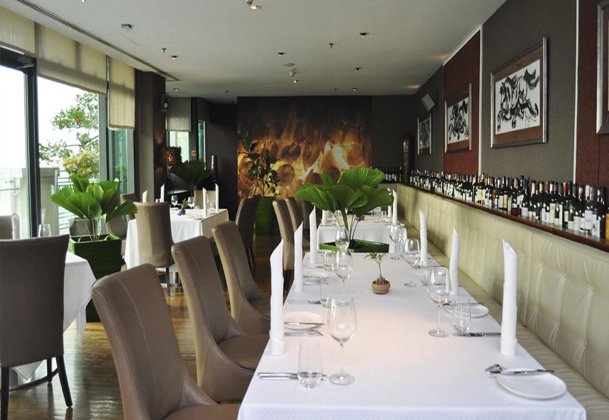 Gtower Hotel Kuala Lumpur Eksteriør bilde The interior of the restaurant